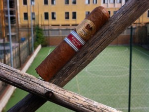 Por Larranaga Small Robusto Exclusivo Italia