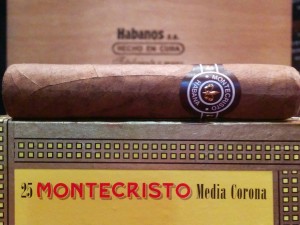 Montecristo Media Corona Box