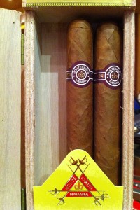 Montecristo Double Edmundo 3 pack from the Habano Festival