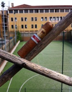 Por Larranaga Small Robusto Exclusivo Italia