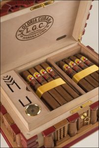 XVII-Festival-del-Habano-La-Gloria-Cubana-Humidor-Especial-La-Casa-del-Habano