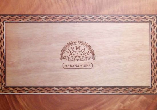 H.Upmann Replica Antique Humidor Supremas No.2