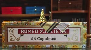 Romeo and Juliette Capuletos Box