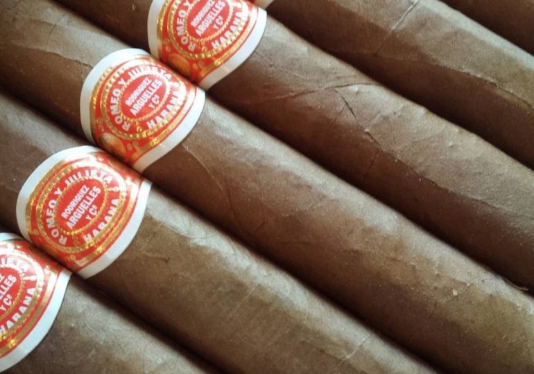 Romeo y Julieta Corona 2005 Snap Review