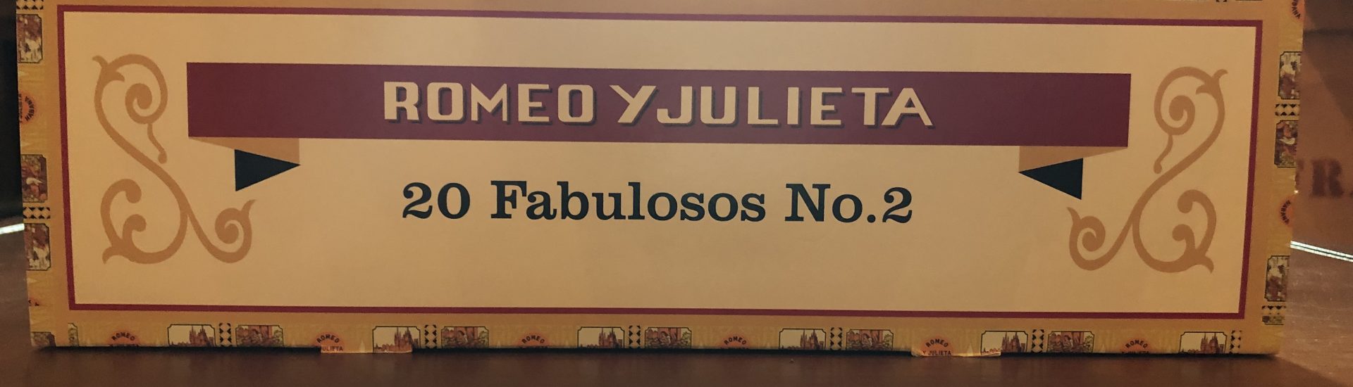 Romeo y Julieta Fabulosos No. 2 Cigar Experience Review