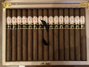 Hoyo-De-Monterrey-Double-Corona-Gran-Reserva-Cosecha-2013