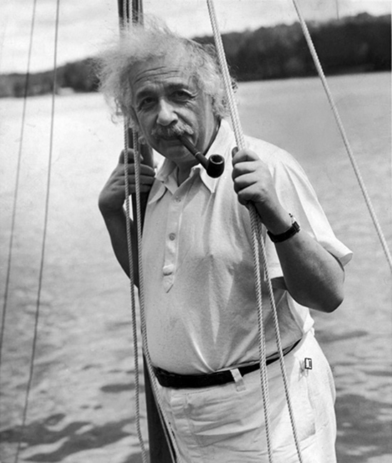Only Great Men Smoke Cigars Einstein 6