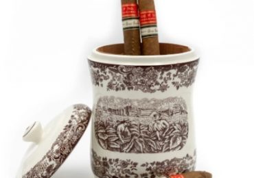 Beauty and Functionality – The Cigar Jars of Havana