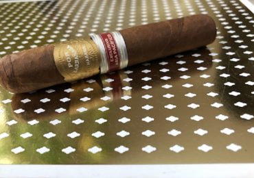 Por Larrañaga Asia Pacific Regional Robustos Cigar Review