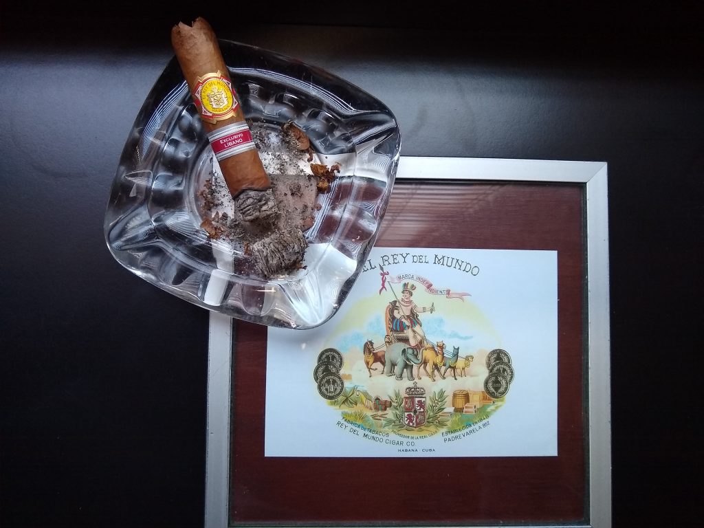 El-Rey-Del-Mudo-Libano-Cuban-House-of-cigars