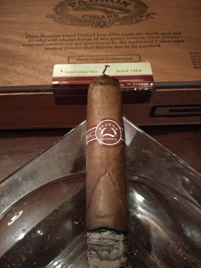 Padron 2000 CubanHouseOfCigars1