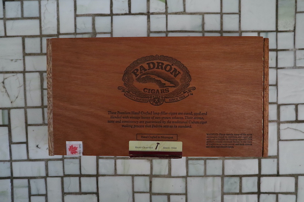 PADRON 2000 - A Brief History of the Brand & Cigar Review