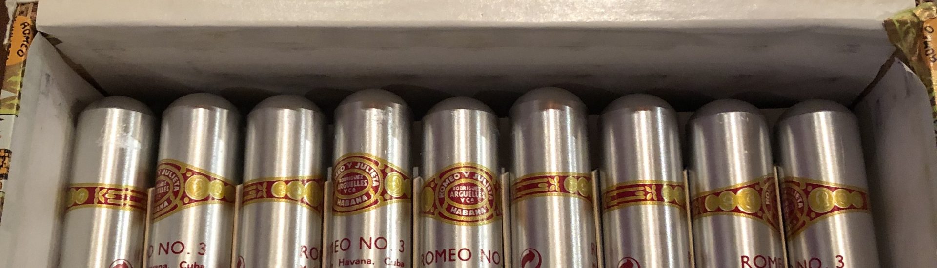 VINTAGE CIGAR CORNER- Romeo Y Julieta No. 3 from 2000