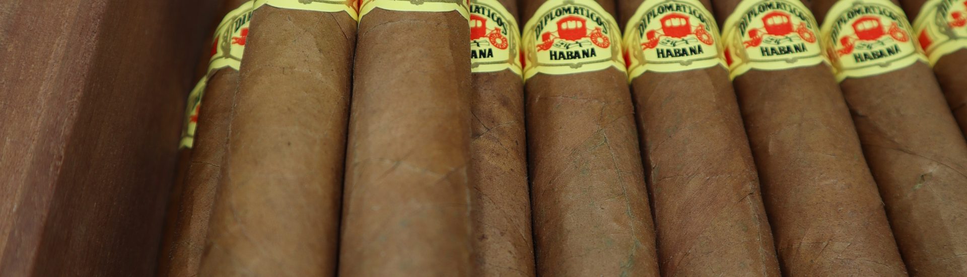 TUTORIALS - How To Season A Cigar Humidor