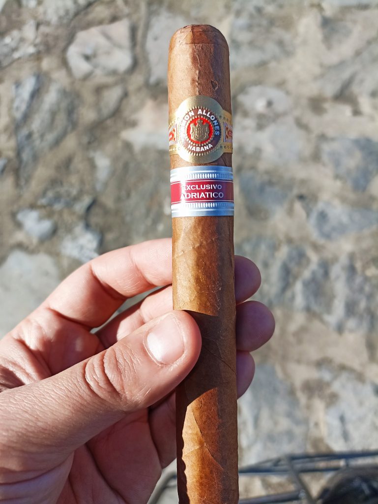 Cuban_House_Of_Cigars_Ramon_Allones_Terra_Magicos