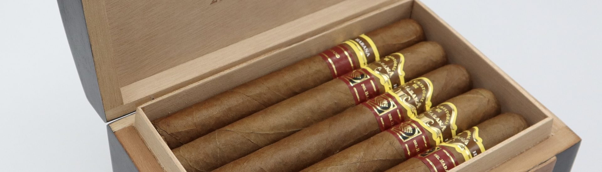 NEW - San Cristobal 20 Aniversario Treasure Chest Cigar